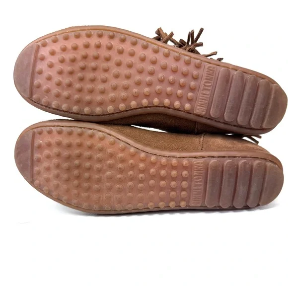 Minnetonka Willow bootie w fringe in dusty brown - sz 7 - BWOT - Picture 8 of 14